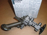 Фото запчасти 150100565R Запчасти на Renault (Рено) насос масляный