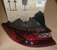 Фото запчасти 265554829R  фонарь задний