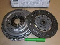 Фото запчасти 302050865R Renault комплект сцепления