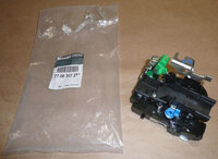 Фото запчасти 7700307271 Запчасти на Renault (Рено) элемент замка двери