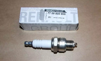 Фото запчасти 7700500000 Запчасти на Renault (Рено) свечи зажигания