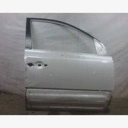 Фото запчасти 801000030R Запчасти на Renault (Рено) дверь передняя правая