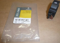 Фото запчасти 8200057321 Запчасти на Renault (Рено) кнопка включения мотора стеклоподъемника передняя правая