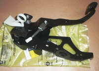 Фото запчасти 8200155989 Запчасти на Renault (Рено) крепление