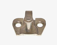 Фото запчасти 905702202R Запчасти на Renault (Рено) фиксатор замка зад двери trafic ii